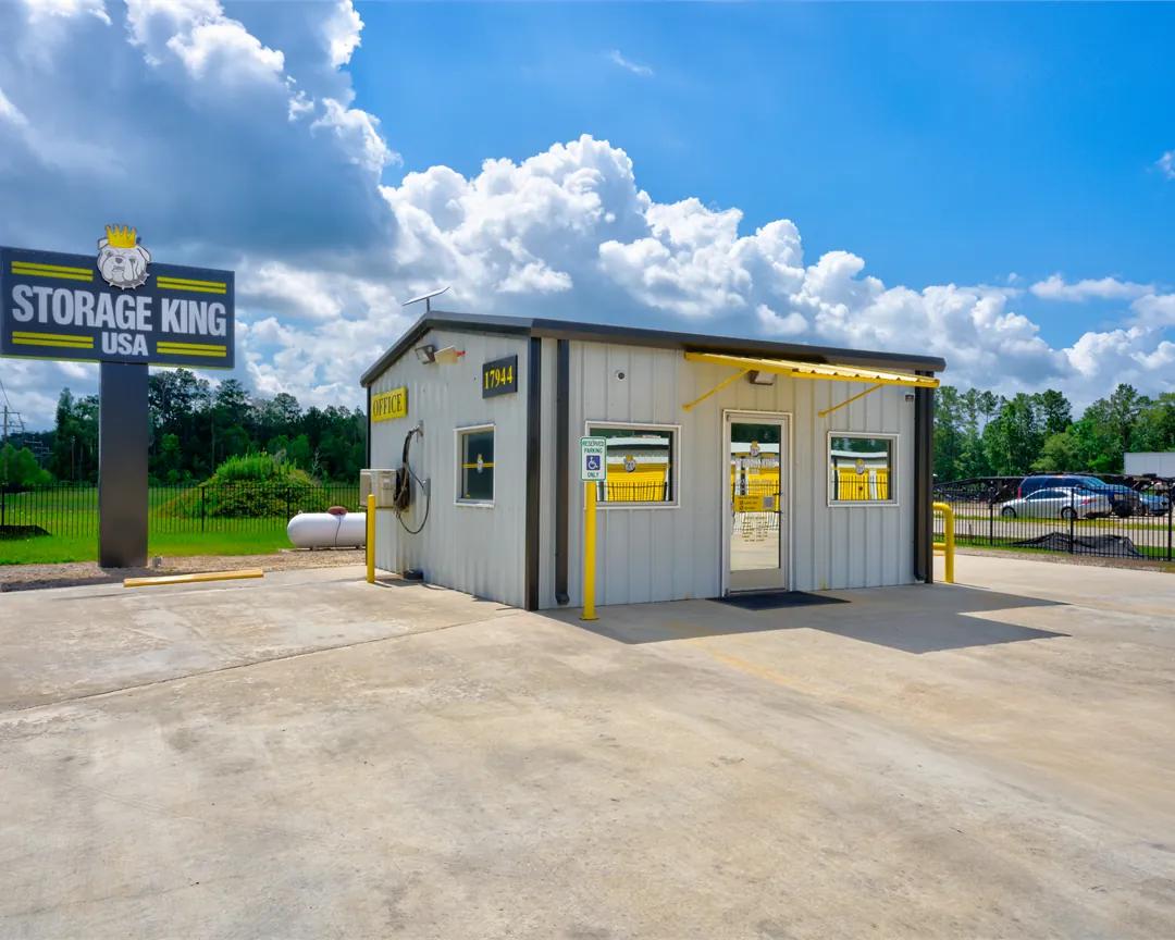 Storage King USA - Hwy 242 Conroe media 4