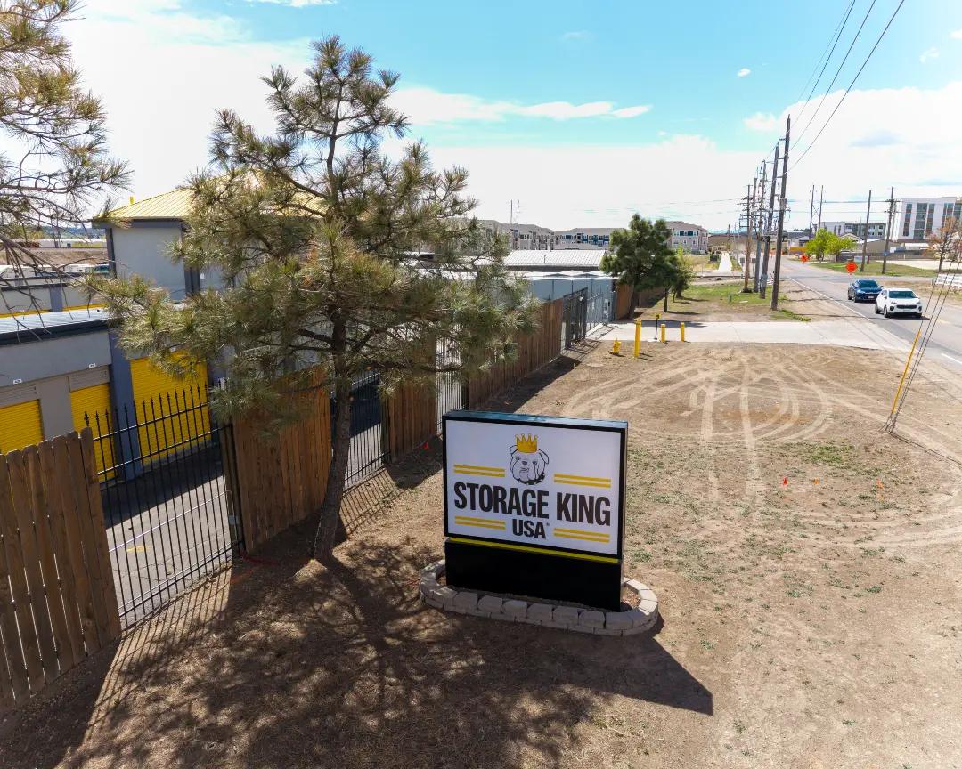 Storage King USA - Wadsworth media 4