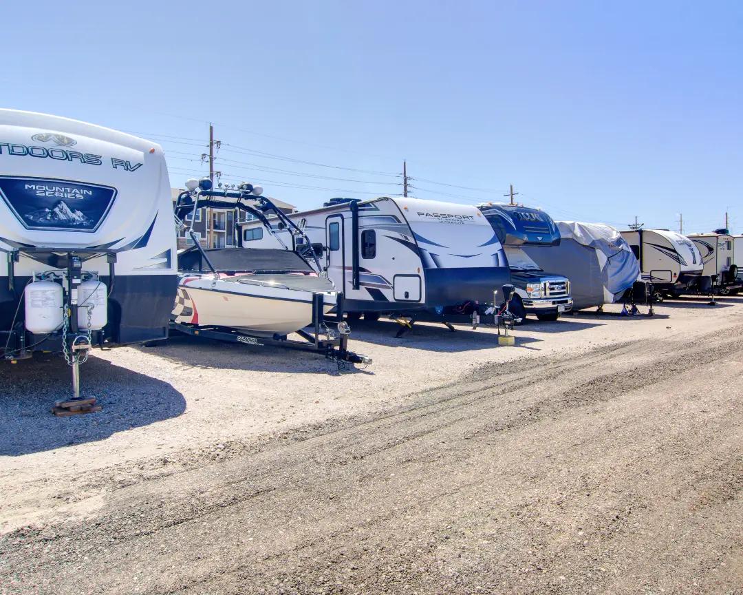 Storage King USA - Wadsworth media 14