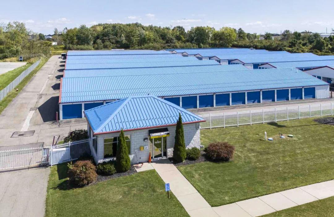 Storage King USA - Aurora media 1