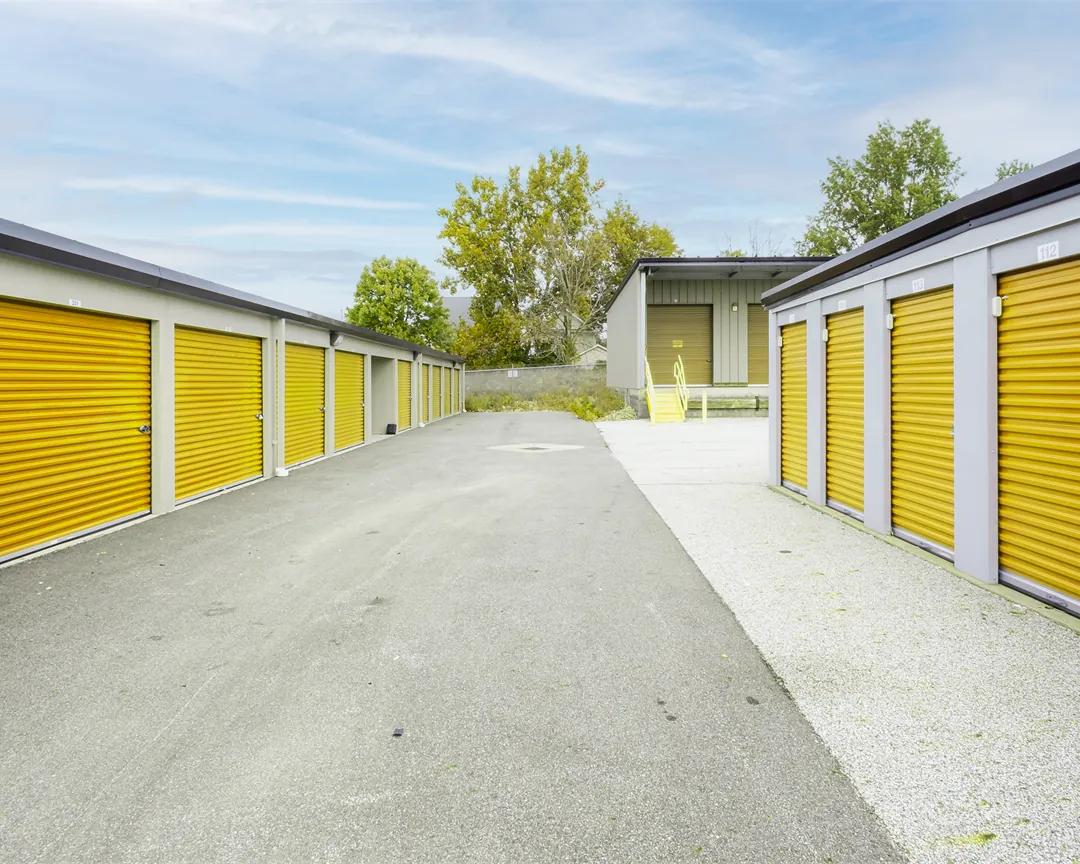 Storage King USA - Johnston media 10