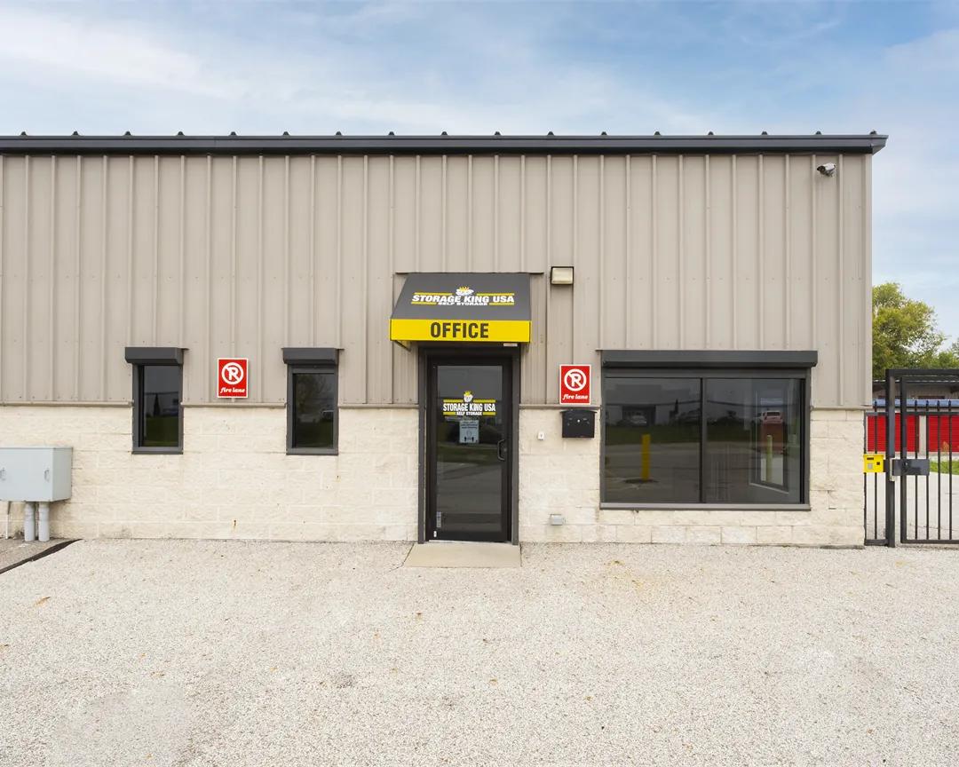 Storage King USA - Johnston media 6