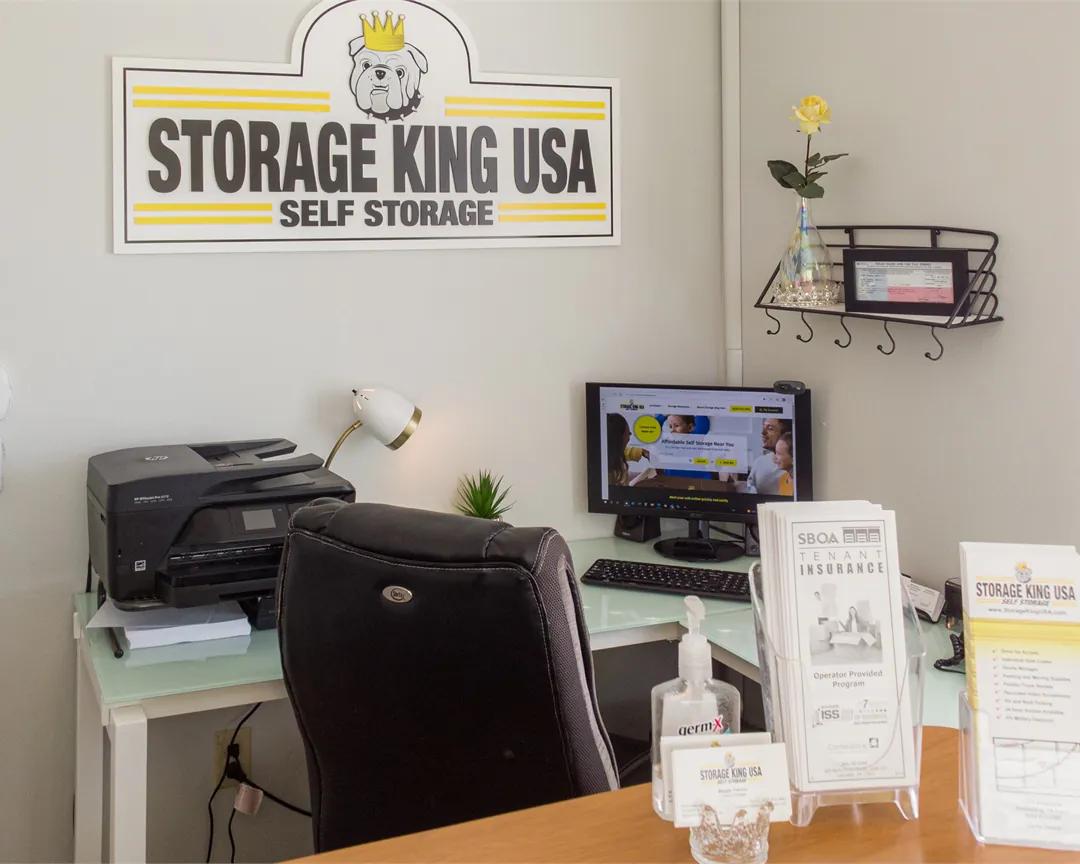 Storage King USA - Jennetta media 3