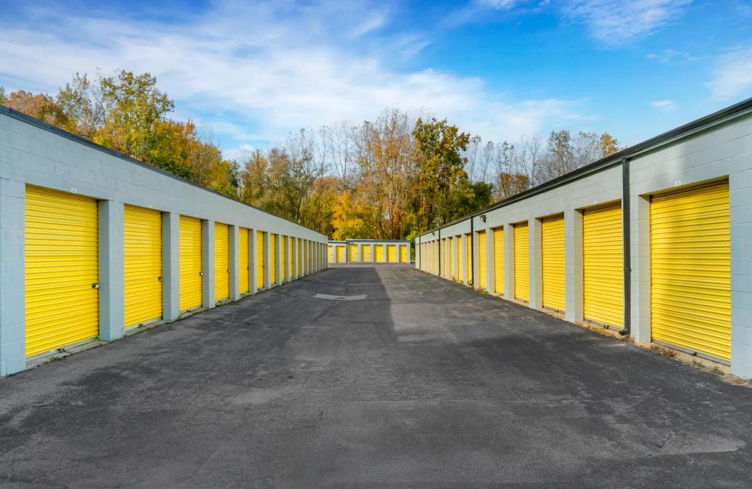 Storage King USA - 4275 Highland Road media 9