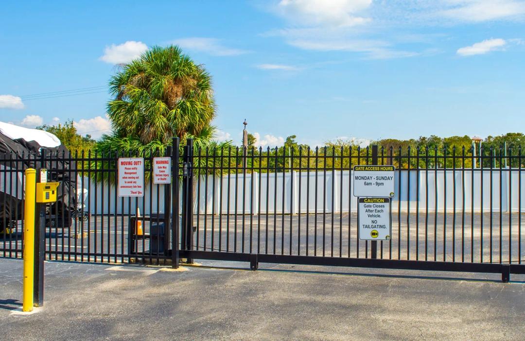 Storage King USA - Gary Road media 11