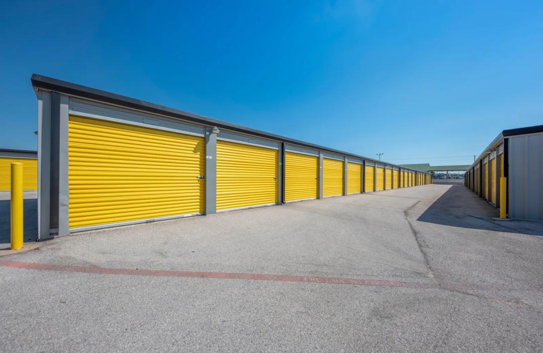 Storage King USA - Buda FM 1626 media 11