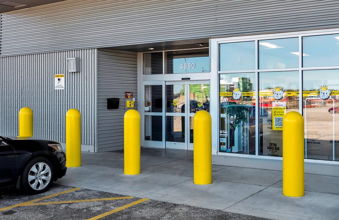 Storage King USA - Western Avenue media 3