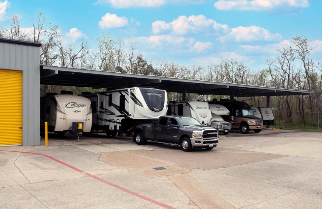 Storage King USA - Garth Road media 11