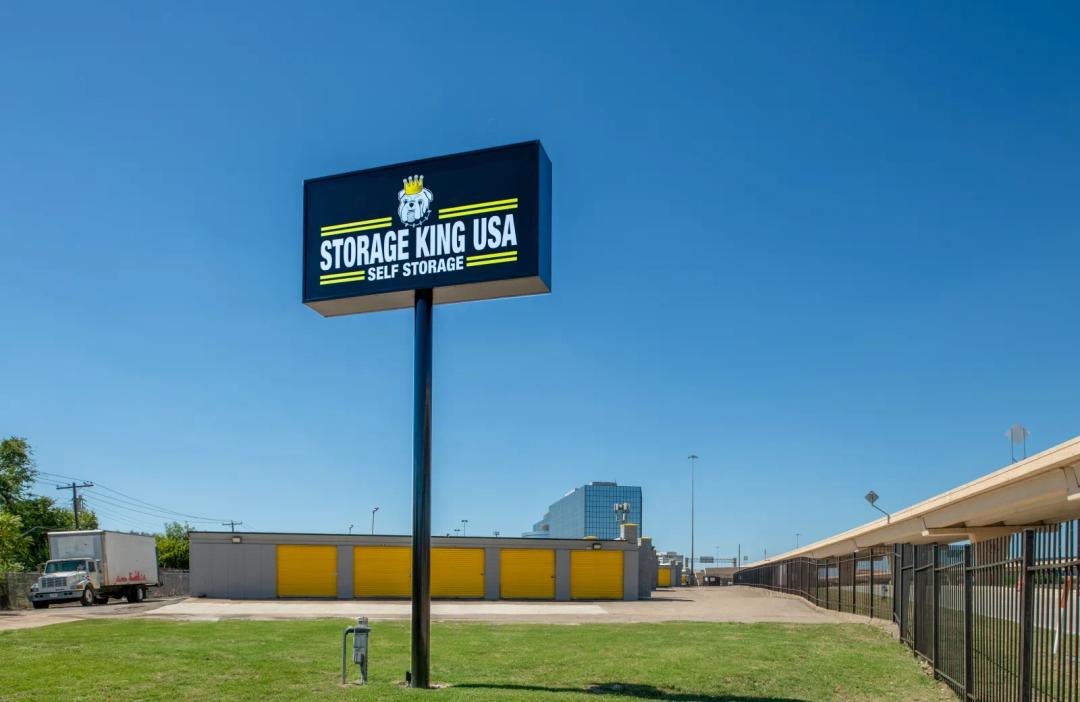 Storage King USA - 8500 LBJ Freeway - Dallas, TX media 2