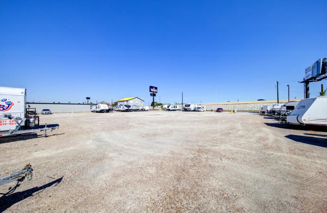 Storage King USA – Corpus Christi, TX (S. Padre Island Drive) media 2