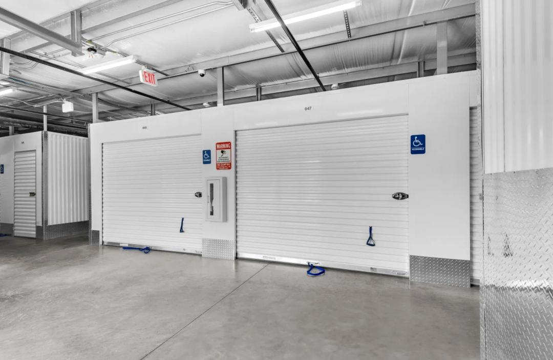 Storage King USA - Pensacola - Mobile Hwy media 6