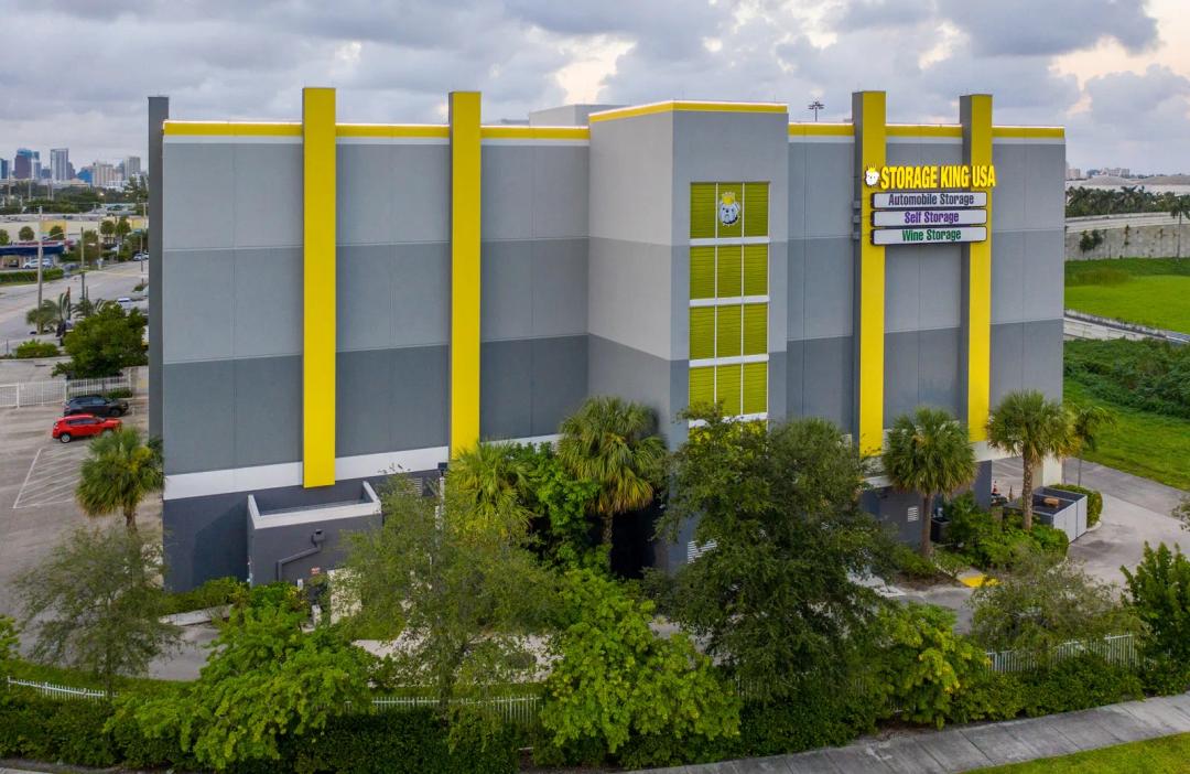 Storage King USA - Fort Lauderdale - RoboVault media 5