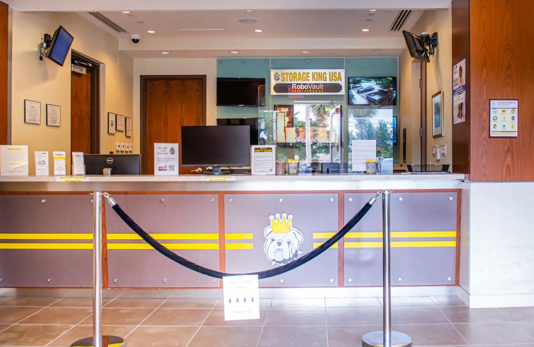 Storage King USA - Fort Lauderdale - RoboVault media 7
