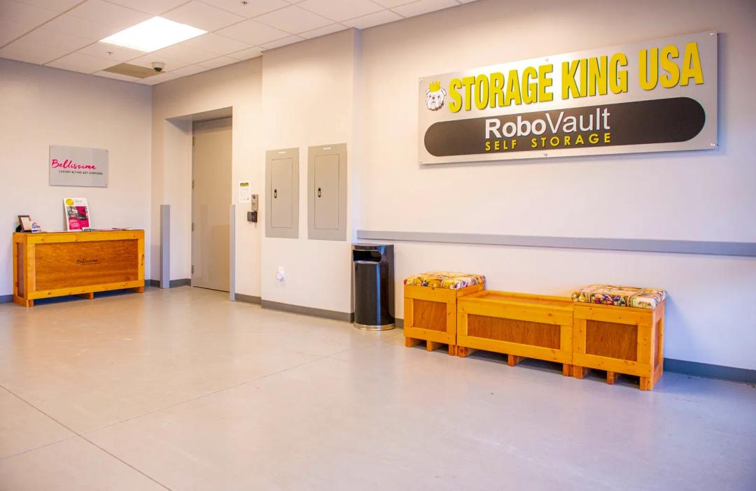 Storage King USA - Fort Lauderdale - RoboVault media 9