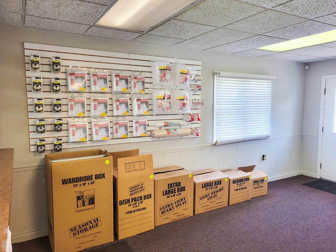 Storage King USA - Willoughby, OH - Euclid Ave. media 4