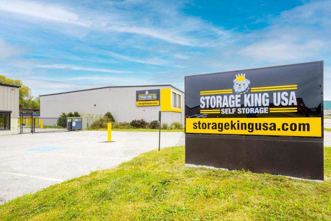 Storage King USA - Johnston media 1