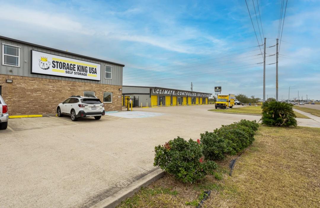 Storage King USA - 2301 Rodd Field media 4
