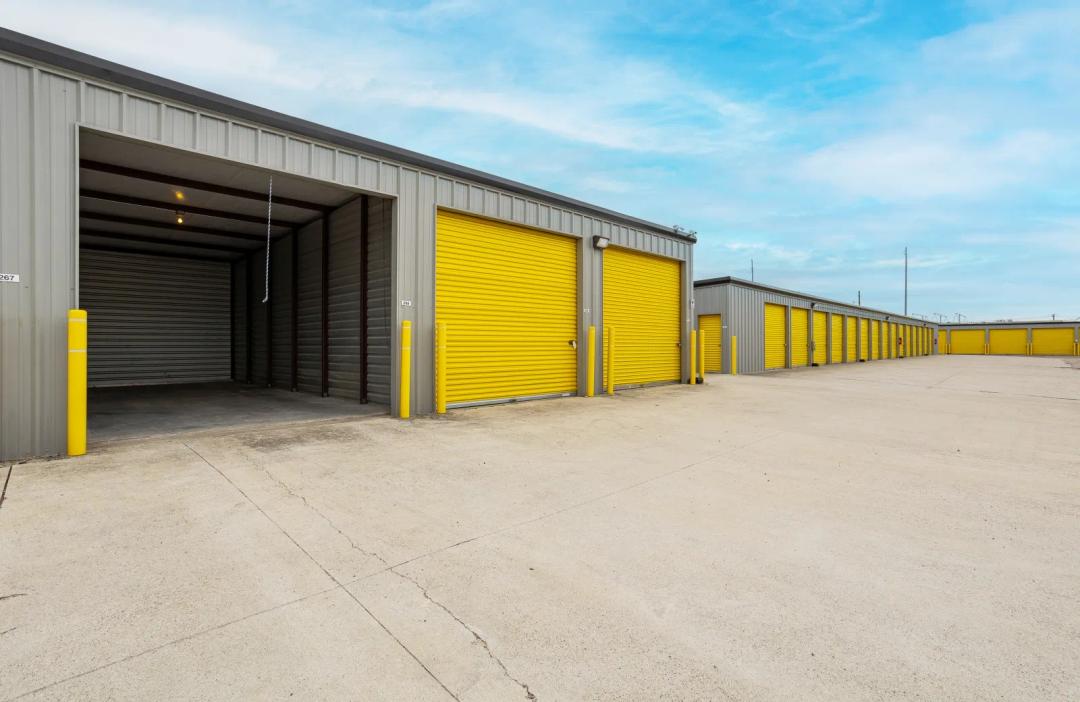 Storage King USA - 2301 Rodd Field media 13