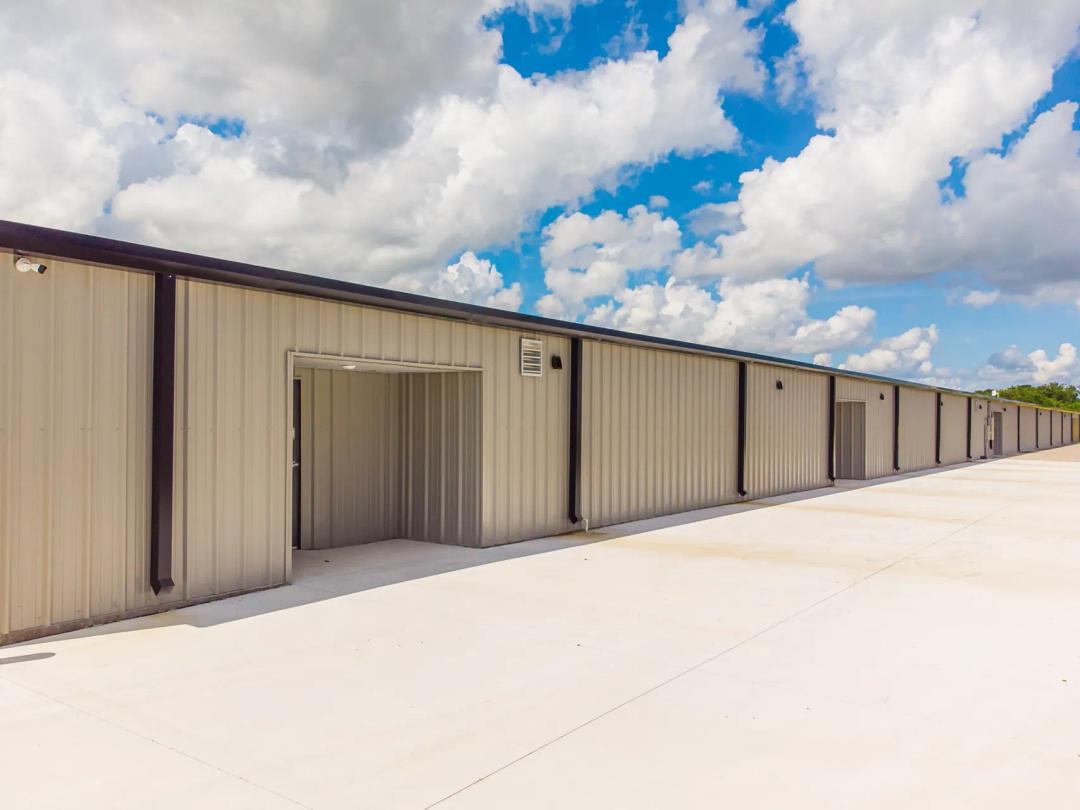 Storage King USA - Dundee media 3