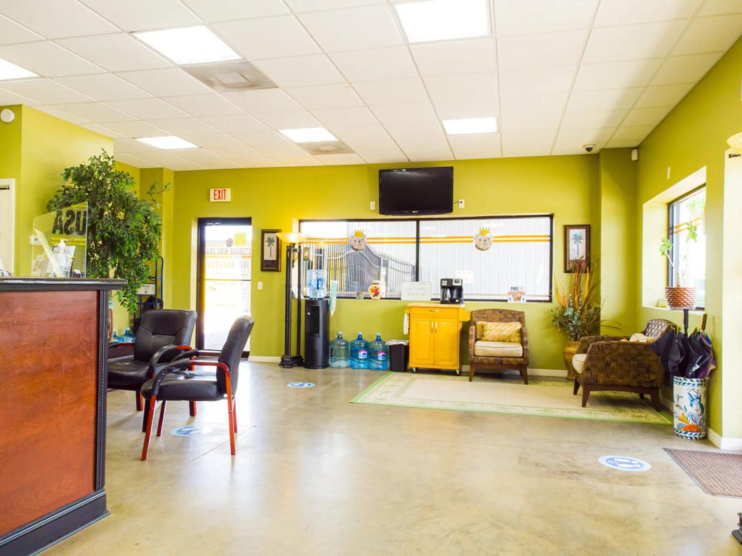 Storage King USA - Dundee media 20