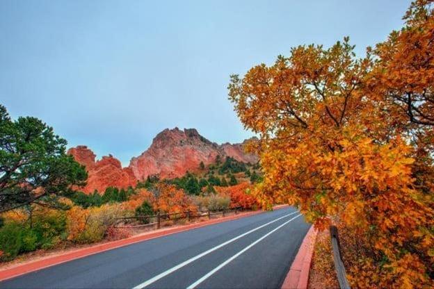 Graphic for Fun Fall Activities in Colorado Springs