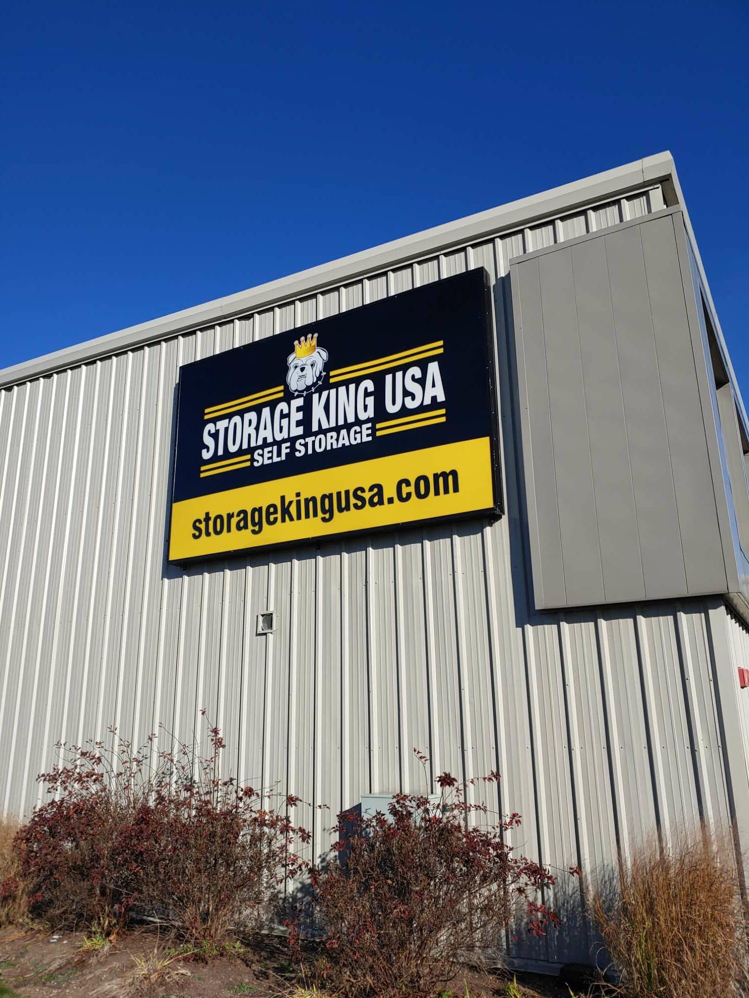 Self Storage in Cleveland, OH 1st Month FREE Storage King