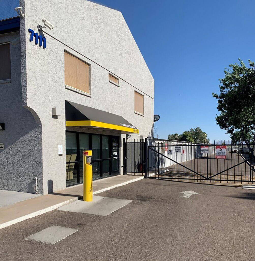 Self Storage in Phoenix, AZ Indian School Rd Storage King