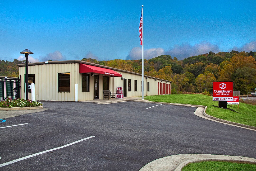 Self Storage in Roanoke, VA Storage King USA