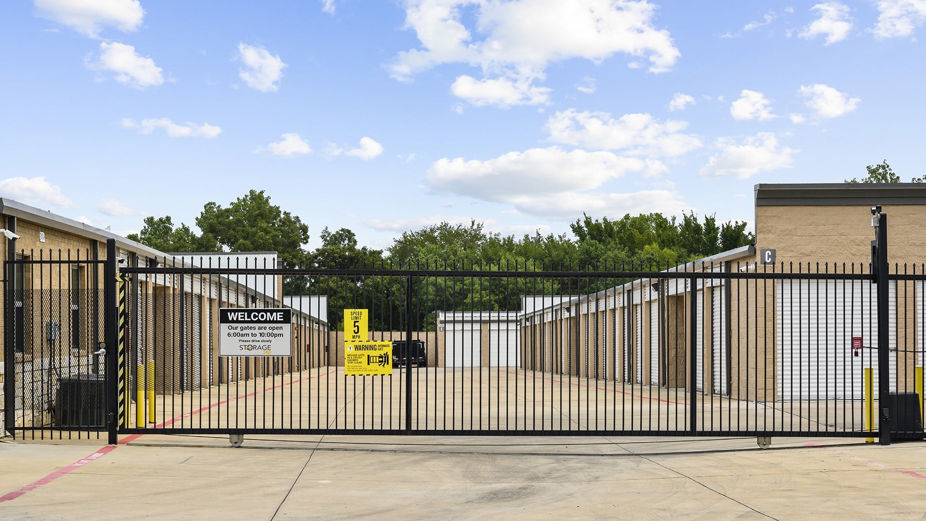 Self Storage in Garland, TX Storage King USA