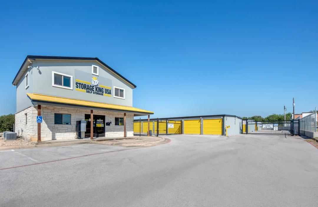 Storage King USA - Buda FM 1626 media 2